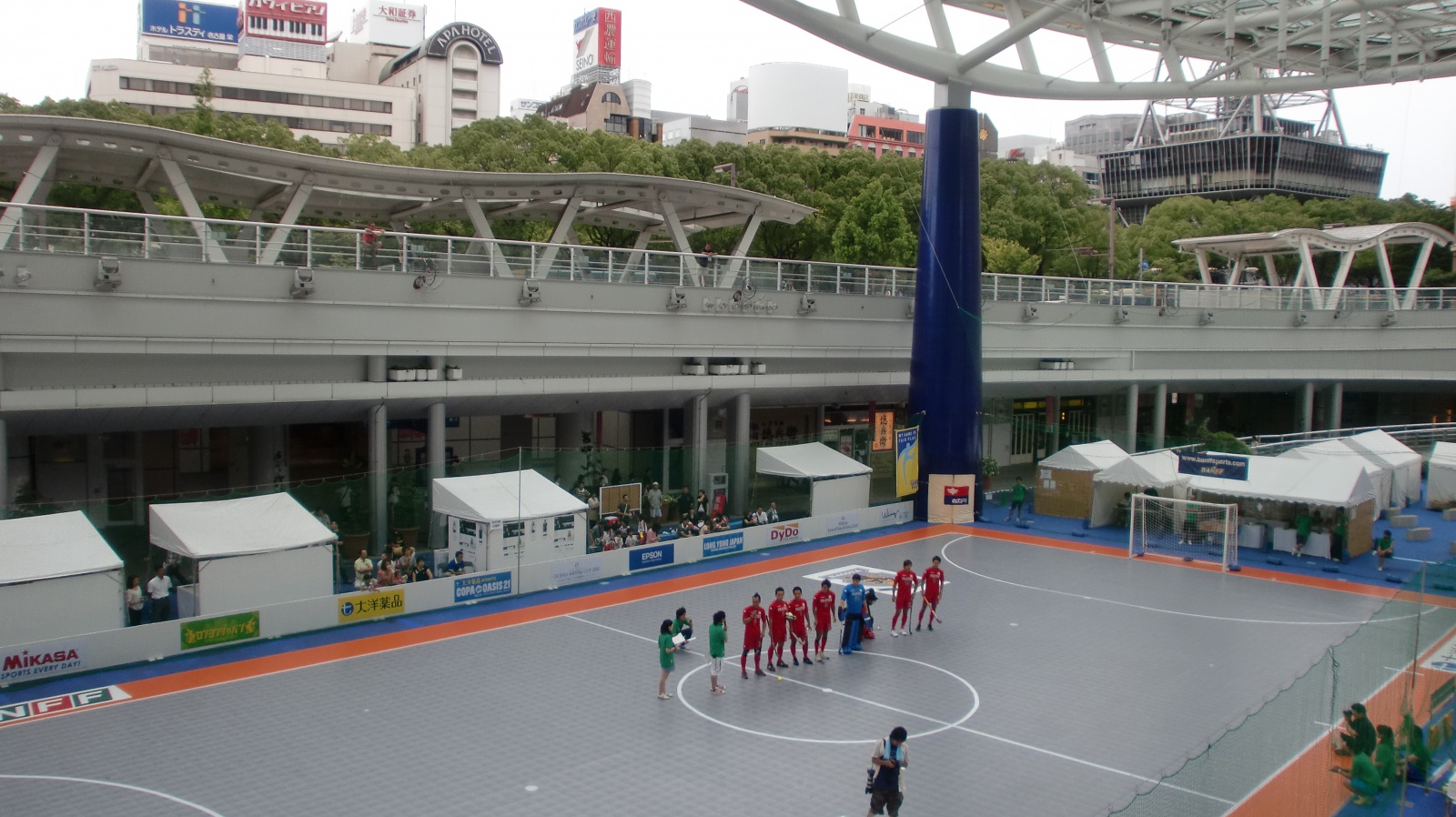 オアシス21イベントデモンストレーション1